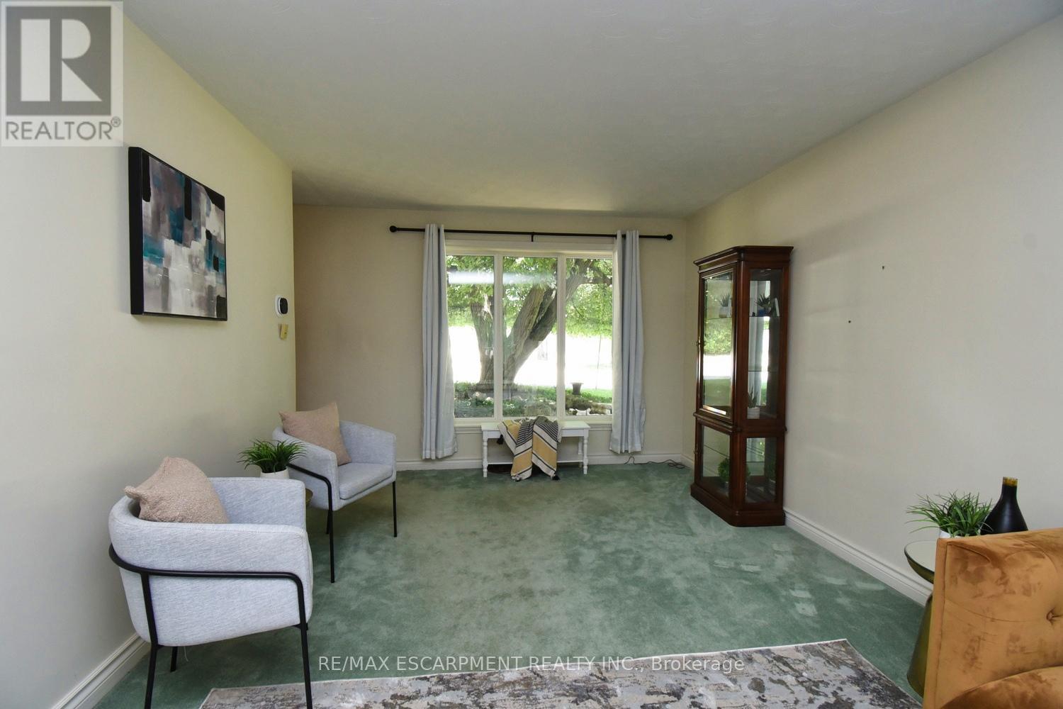 Photo 18 of 665 Bendamere Avenue, Hamilton ON