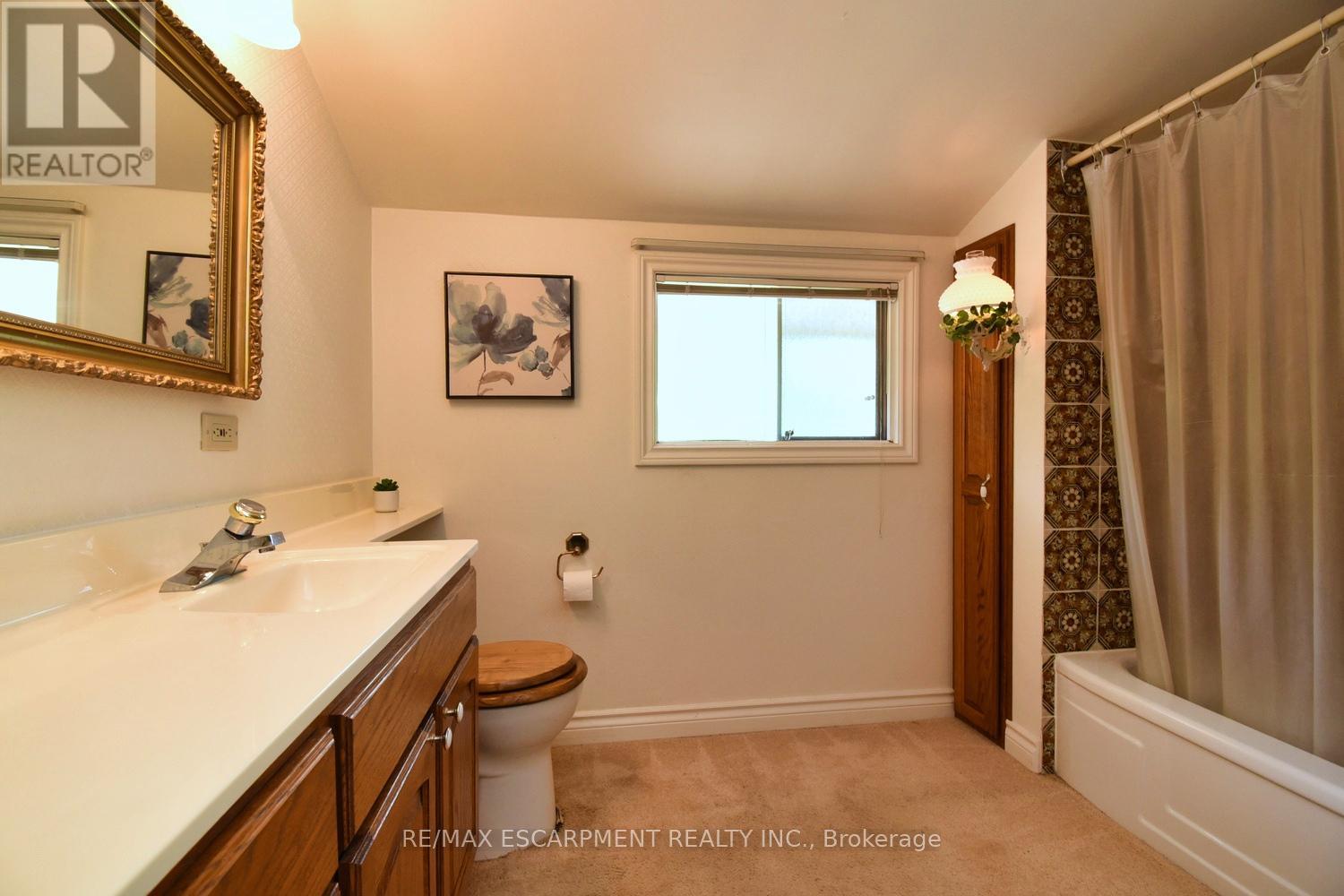 Photo 42 of 665 Bendamere Avenue, Hamilton ON