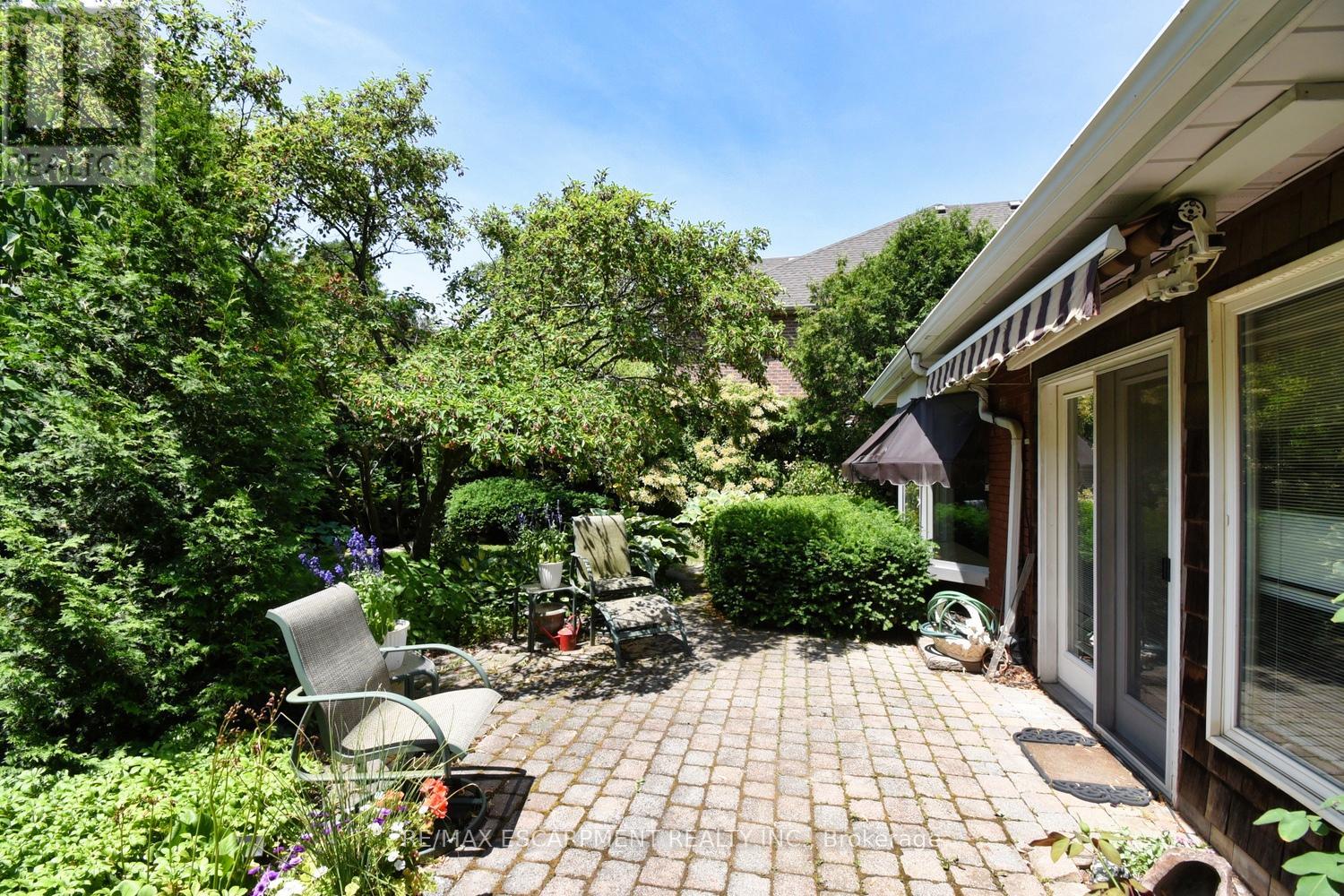 Photo 37 of 665 Bendamere Avenue, Hamilton ON