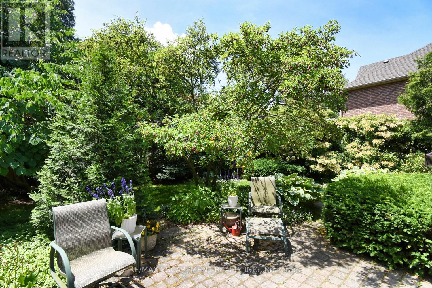 Photo 27 of 665 Bendamere Avenue, Hamilton ON