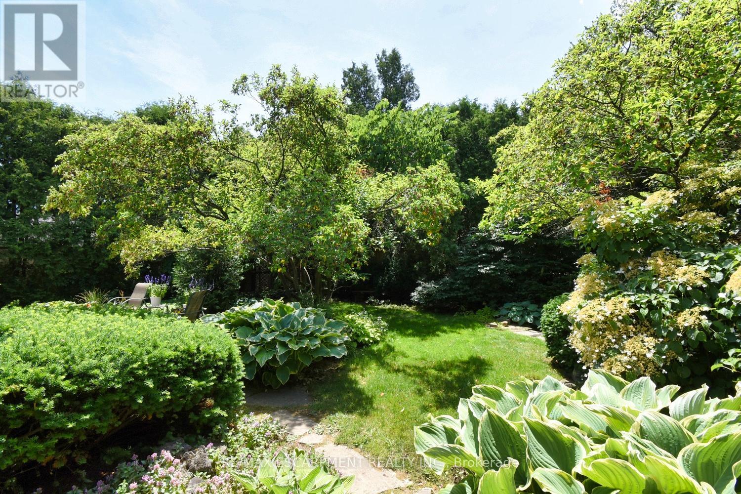 Photo 46 of 665 Bendamere Avenue, Hamilton ON