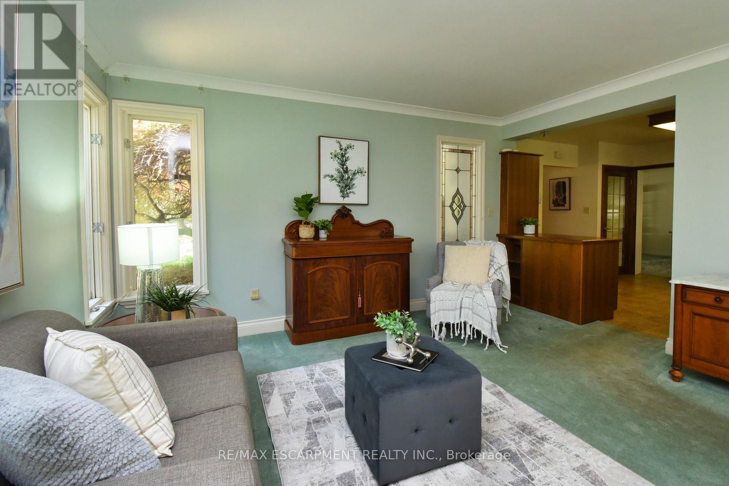 Photo 36 of 665 Bendamere Avenue, Hamilton ON