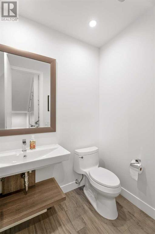 Single Family House for Sale in  Parkdale Boulevard NW West Hillhurst Calgary 
