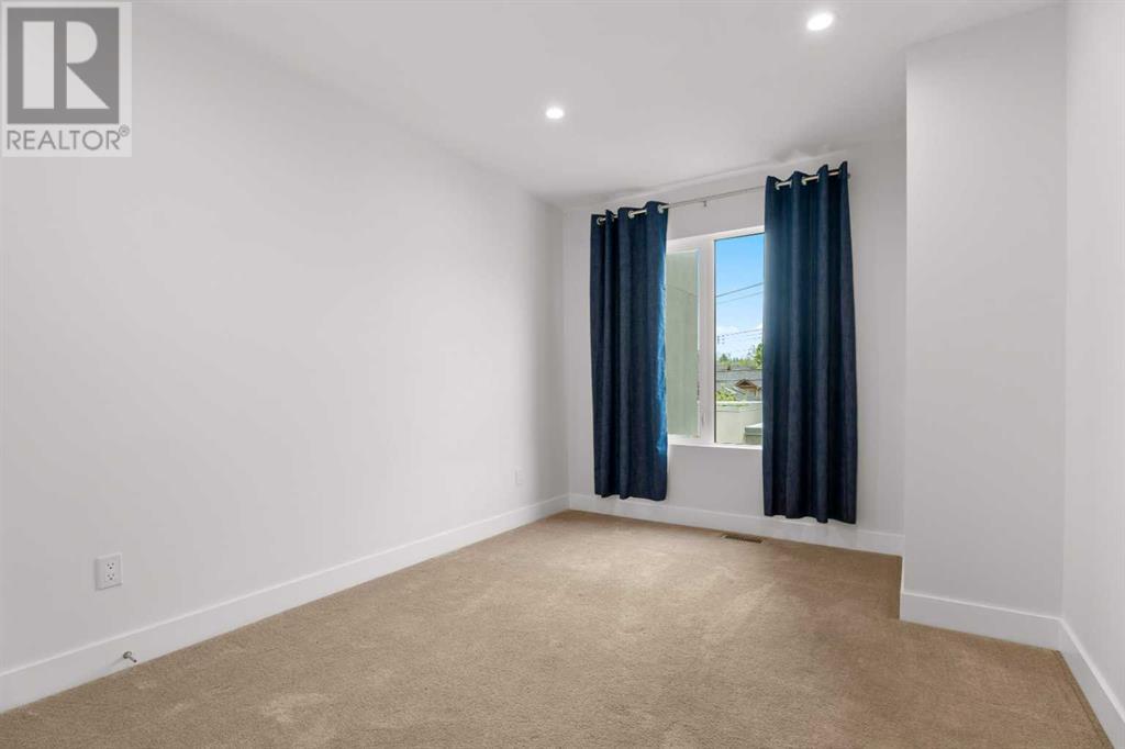 Single Family House for Sale in  Parkdale Boulevard NW West Hillhurst Calgary 