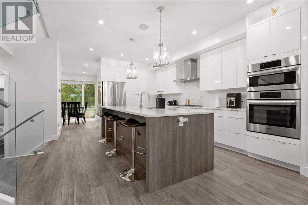 2710 Parkdale Boulevard NW, Calgary, Alberta