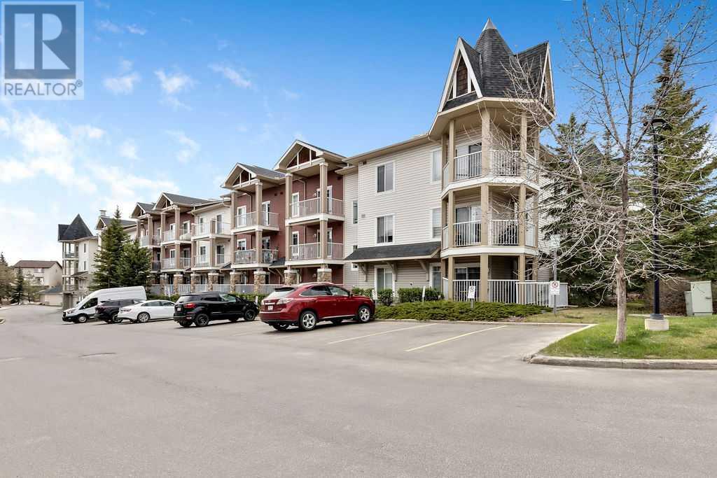 Single Family House for Sale in   Panamount Drive NW Panorama Hills Calgary 