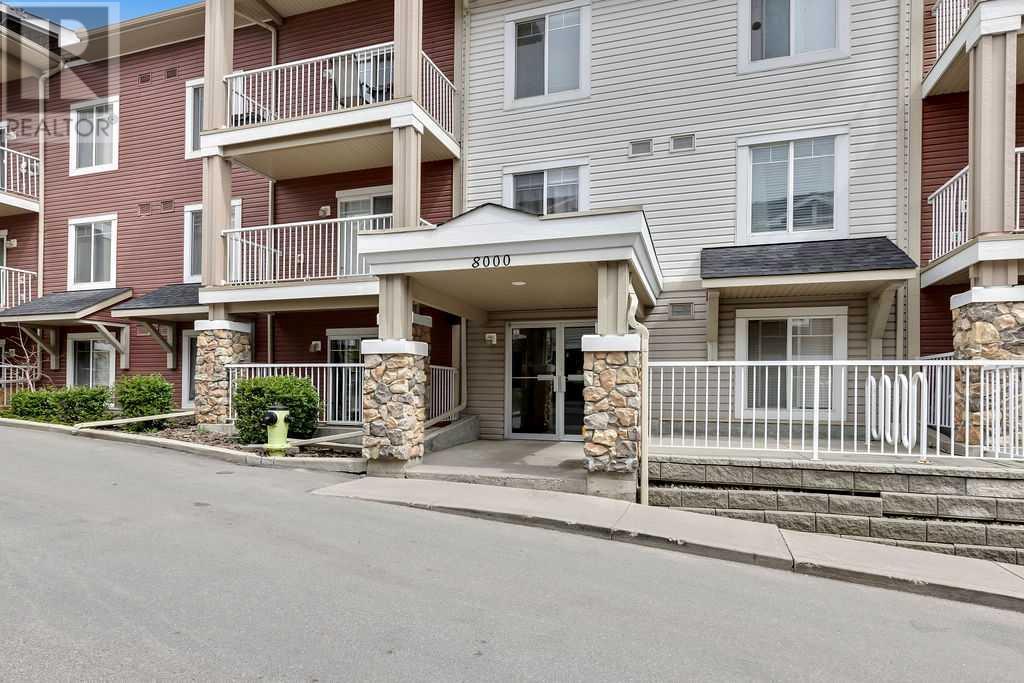 Single Family House for Sale in   Panamount Drive NW Panorama Hills Calgary 