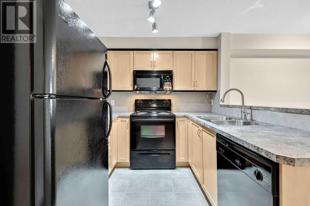 Single Family House for Sale in   Panamount Drive NW Panorama Hills Calgary 
