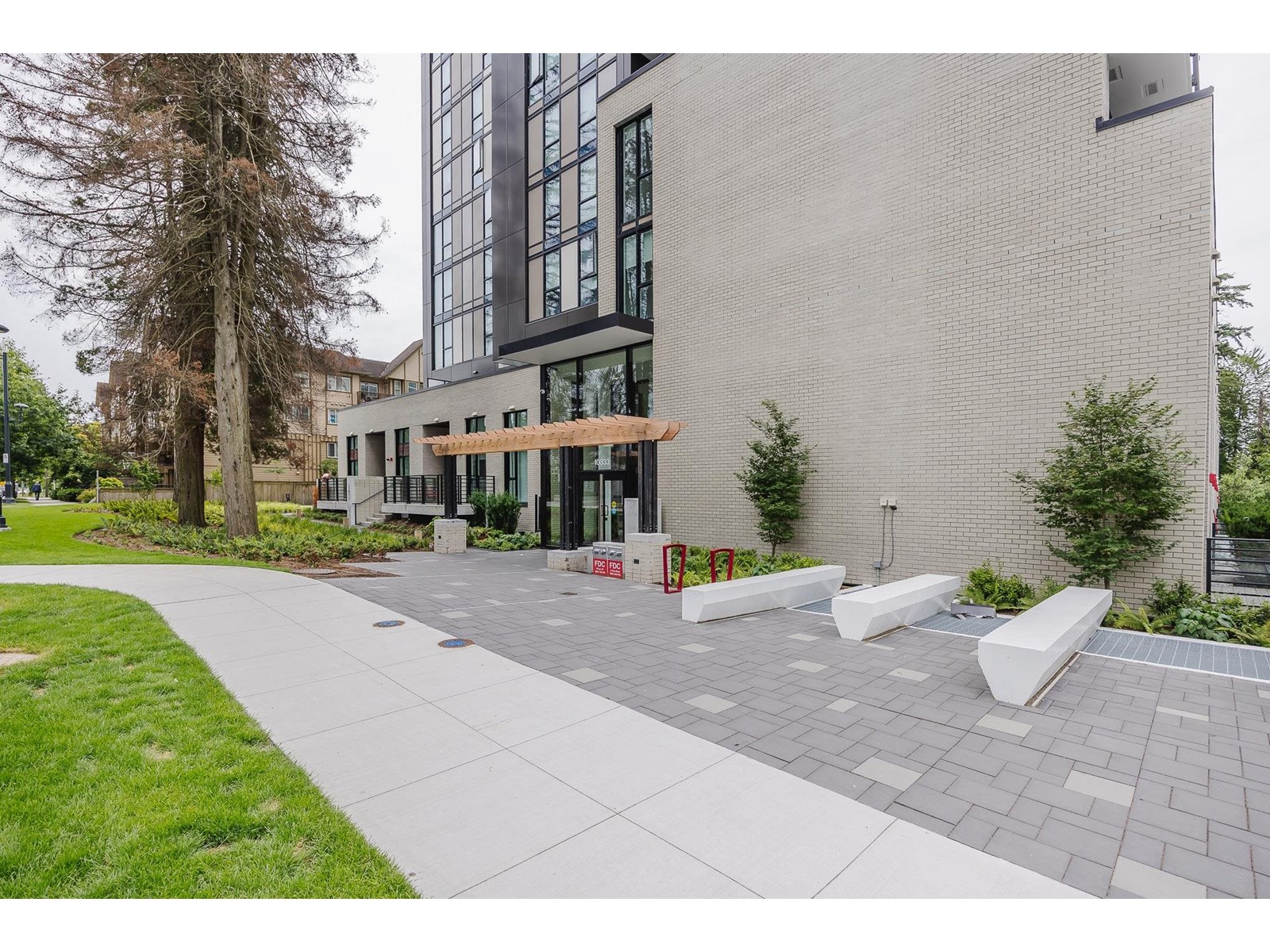 Photo 3 of 2601 10333 133 Street, Surrey BC