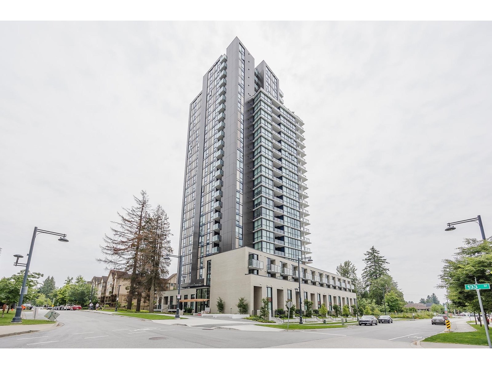 Photo 1 of 2601 10333 133 Street, Surrey BC