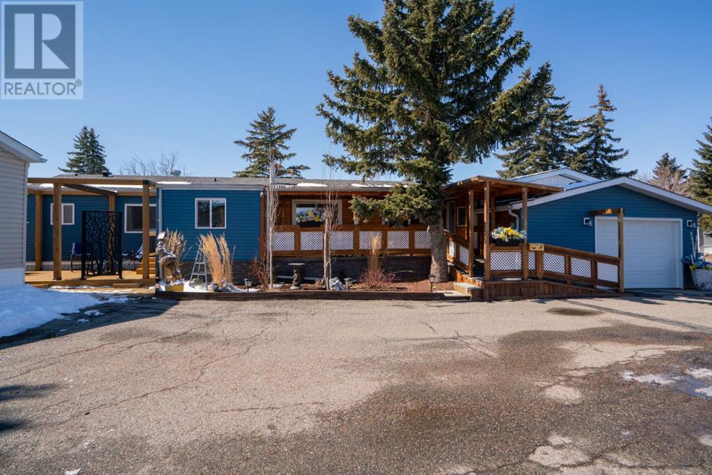 Single Family House Mobile Home for Sale in  Burroughs Place NE Monterey Park Calgary 