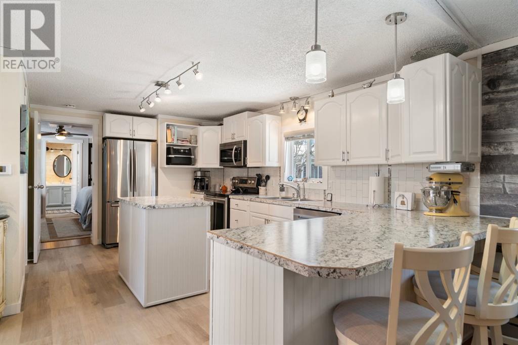 Single Family House Mobile Home for Sale in  Burroughs Place NE Monterey Park Calgary 