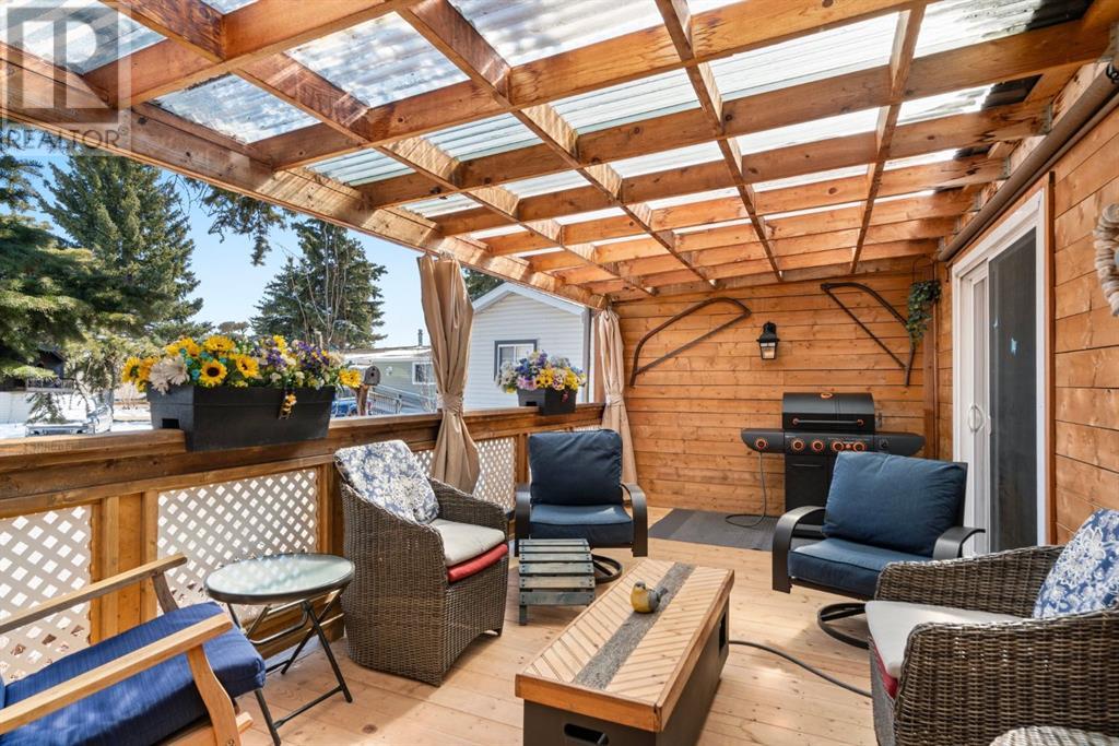 Single Family House Mobile Home for Sale in  Burroughs Place NE Monterey Park Calgary 