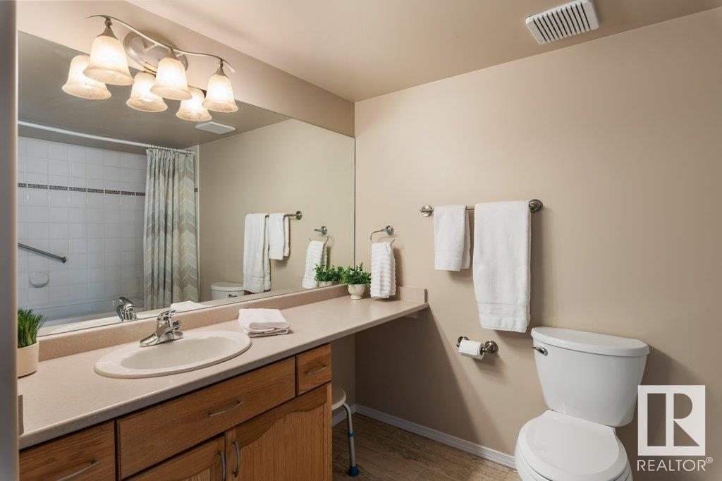 Photo 10 of 204 160 Kingswood Bv, St Albert AB