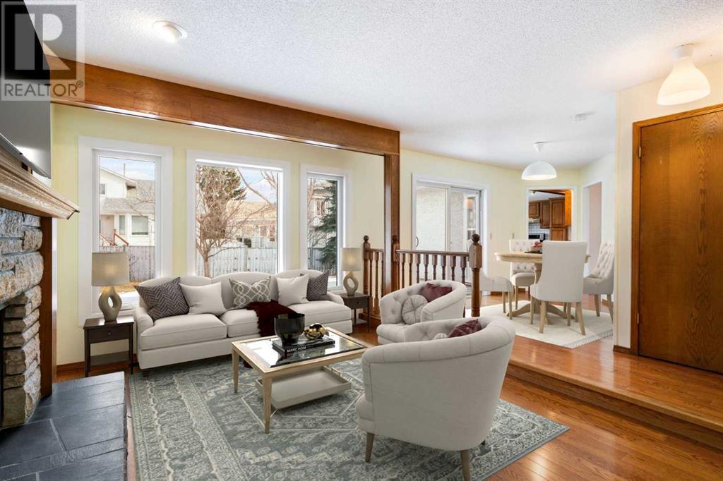 Single Family House for Sale in  Edgeridge Way NW Edgemont Calgary 