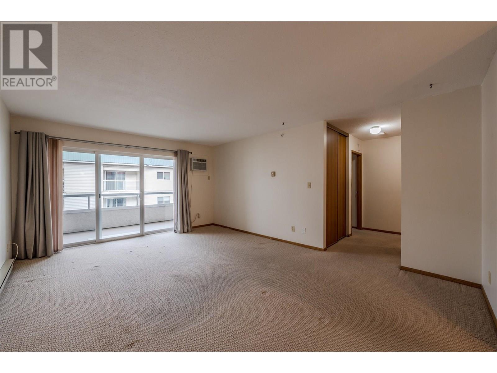 404 284 YORKTON Avenue, Penticton
