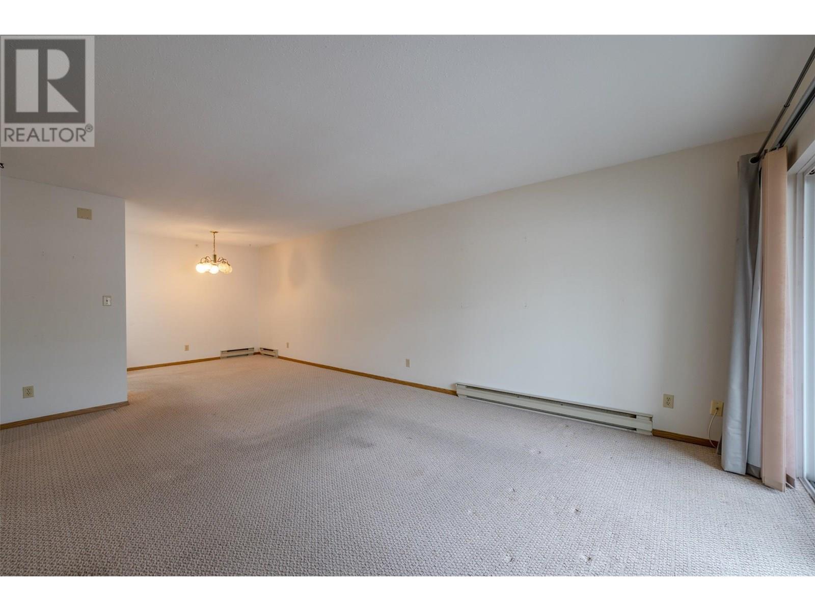 404 284 YORKTON Avenue, Penticton