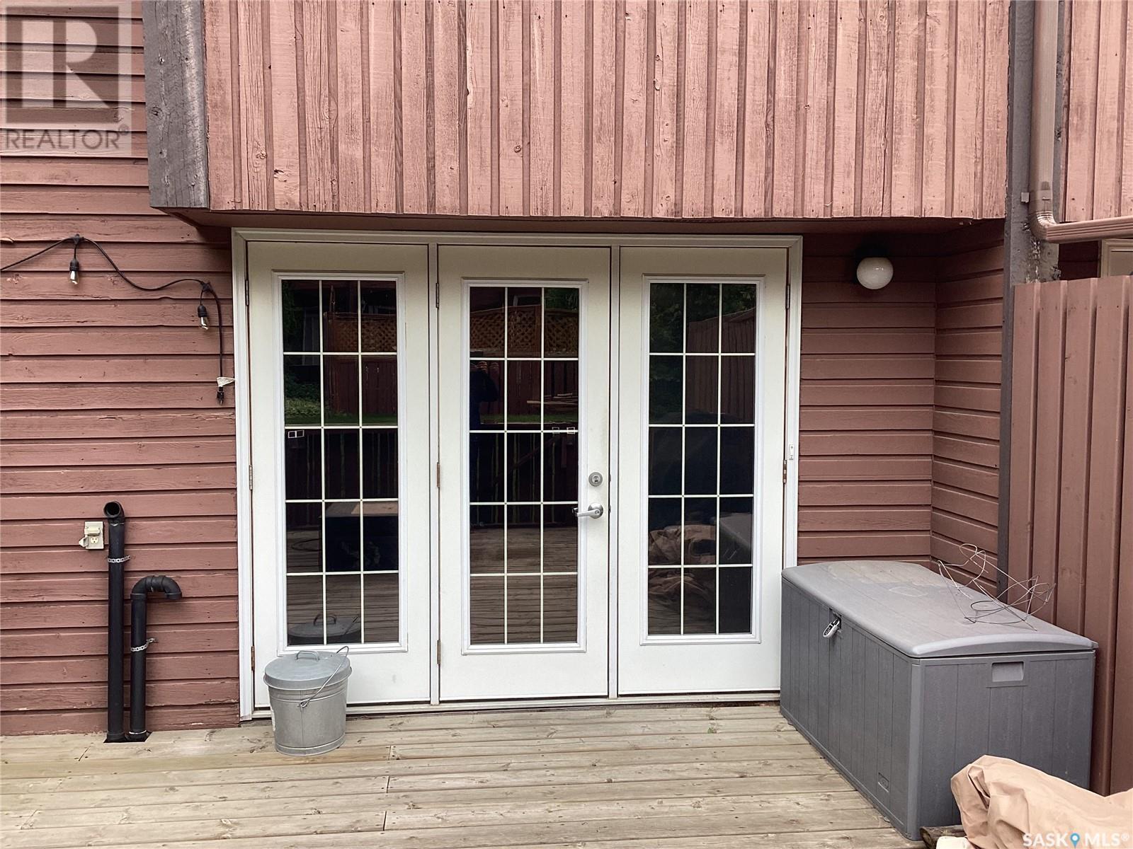 Single Family House for Sale in  Lockwood ROAD Regina 