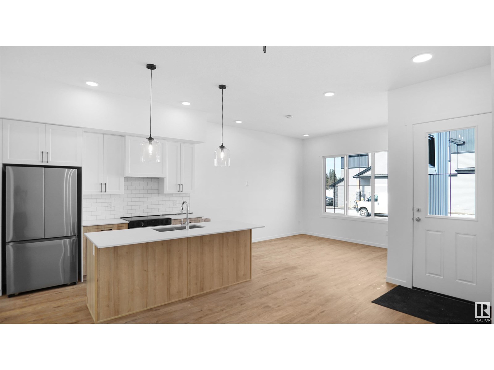 20605 42 AV NW, Edmonton