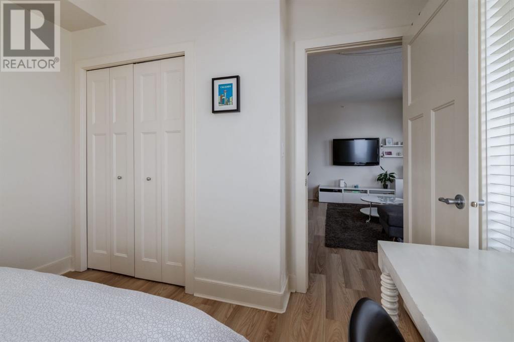 Single Family House for Sale in    Street SW South Calgary Calgary 