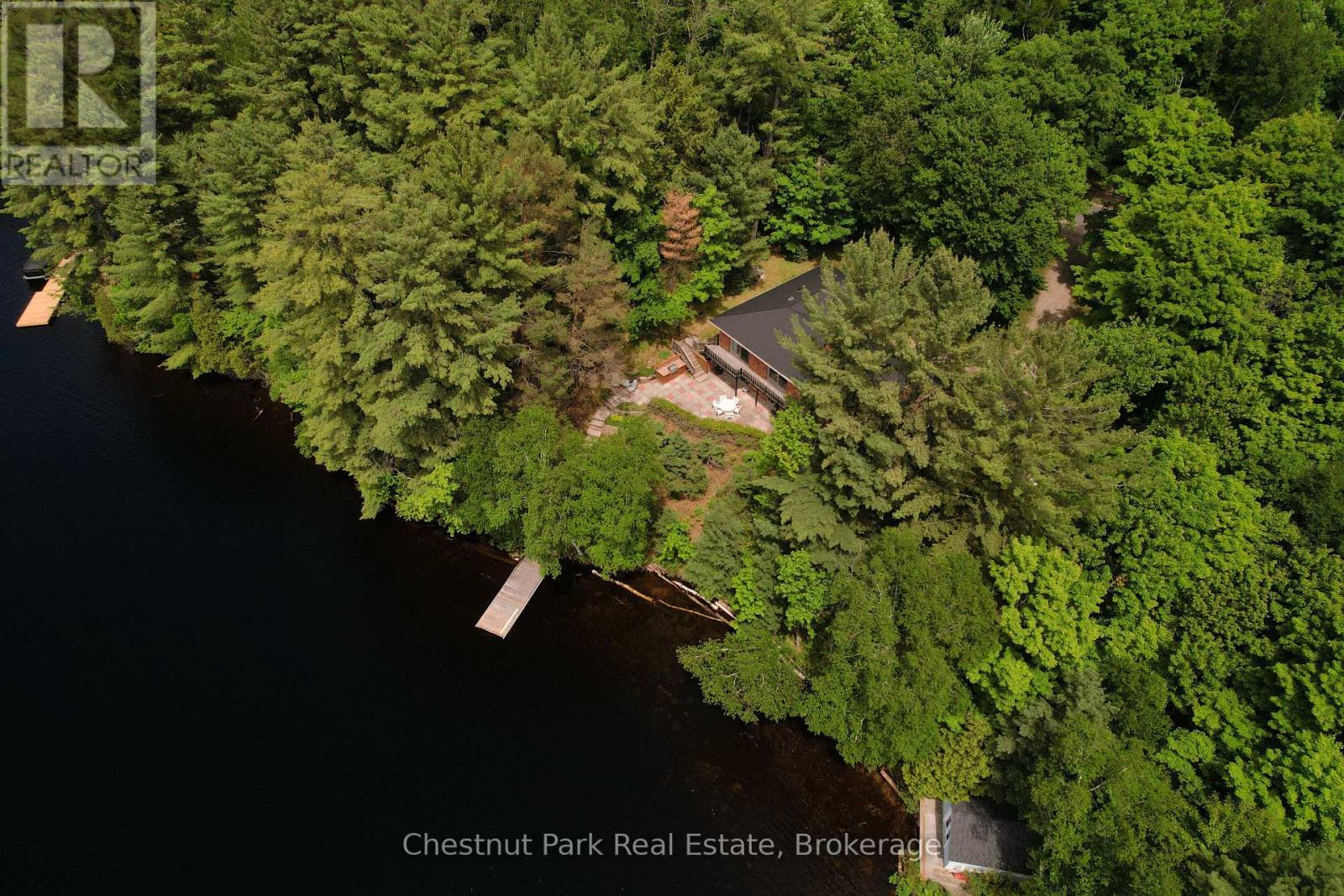 Photo 2 of 652 North Waseosa Lake Road, Huntsville ON