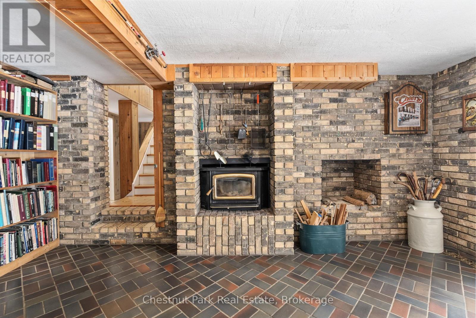 Photo 25 of 652 North Waseosa Lake Road, Huntsville ON