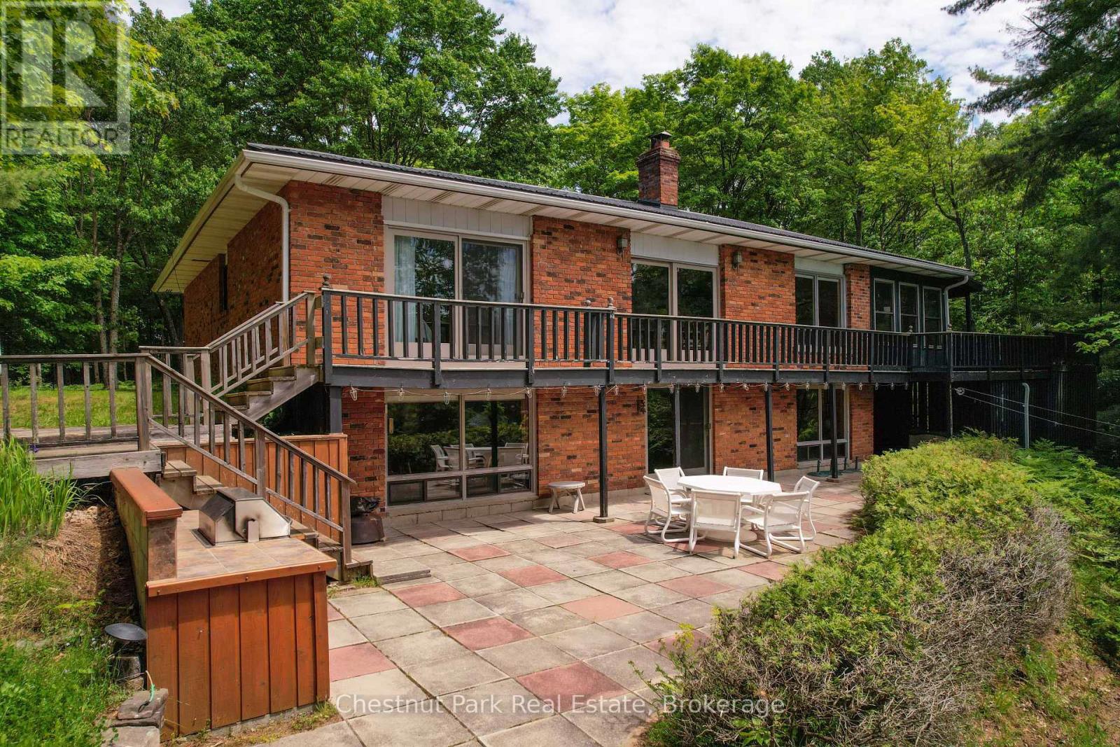Photo 33 of 652 North Waseosa Lake Road, Huntsville ON