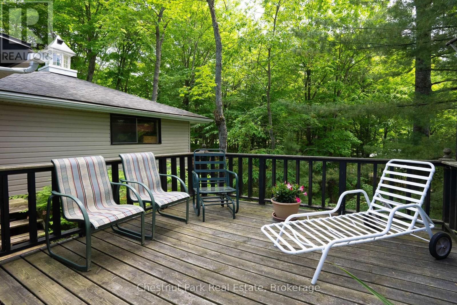 Photo 35 of 652 North Waseosa Lake Road, Huntsville ON