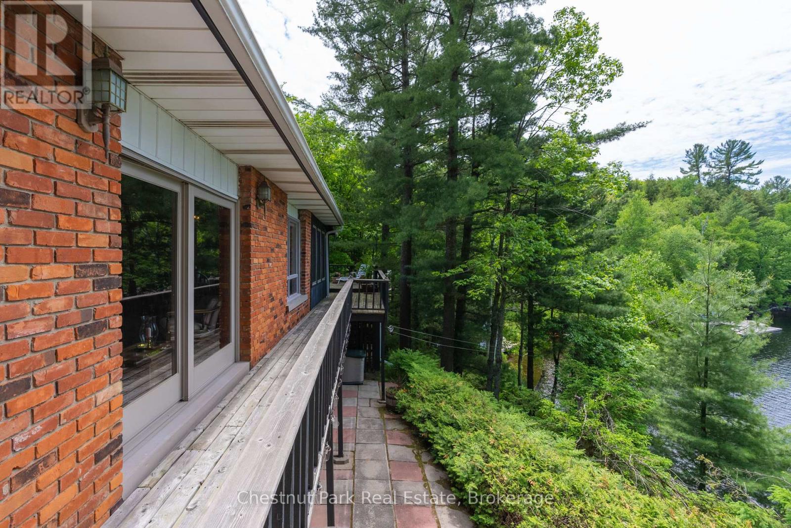 Photo 37 of 652 North Waseosa Lake Road, Huntsville ON