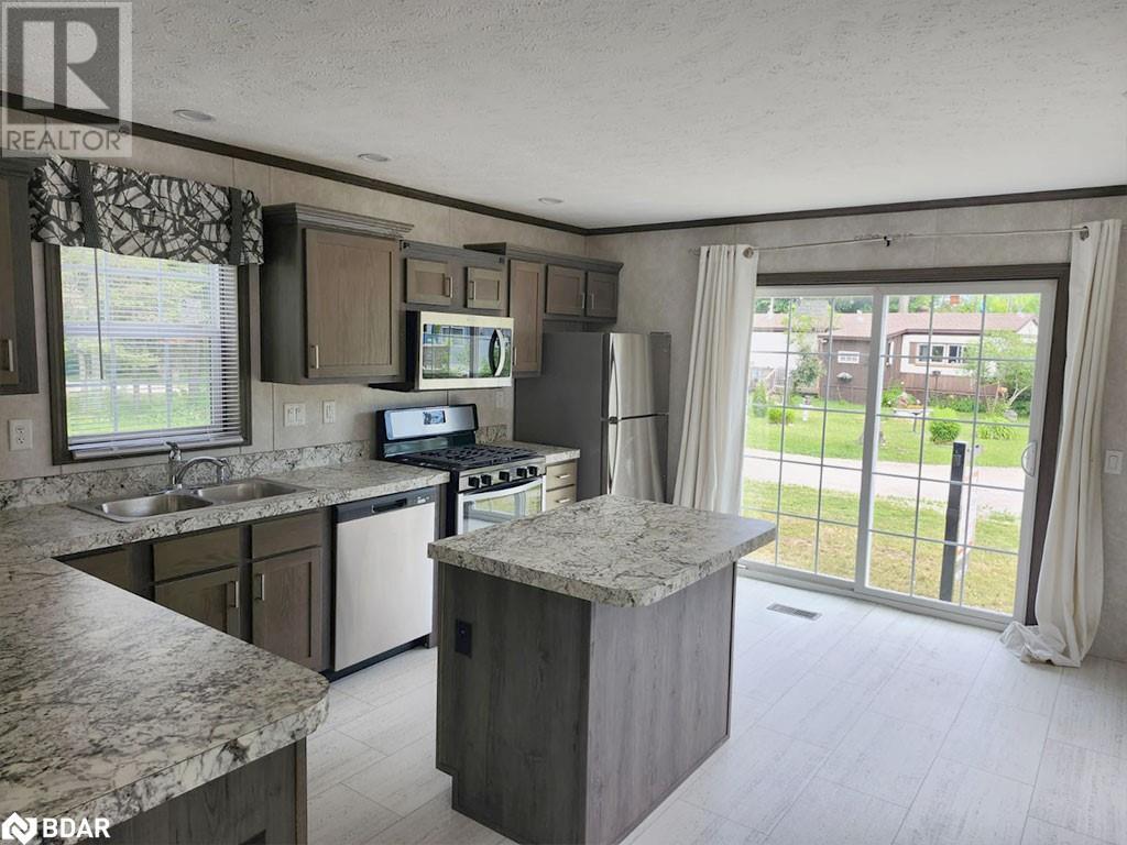 Photo 8 of 45 Tower Road Unit 4, Mactier ON