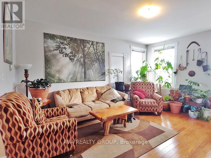 Photo 15 of 554 Highcroft Avenue, Ottawa ON