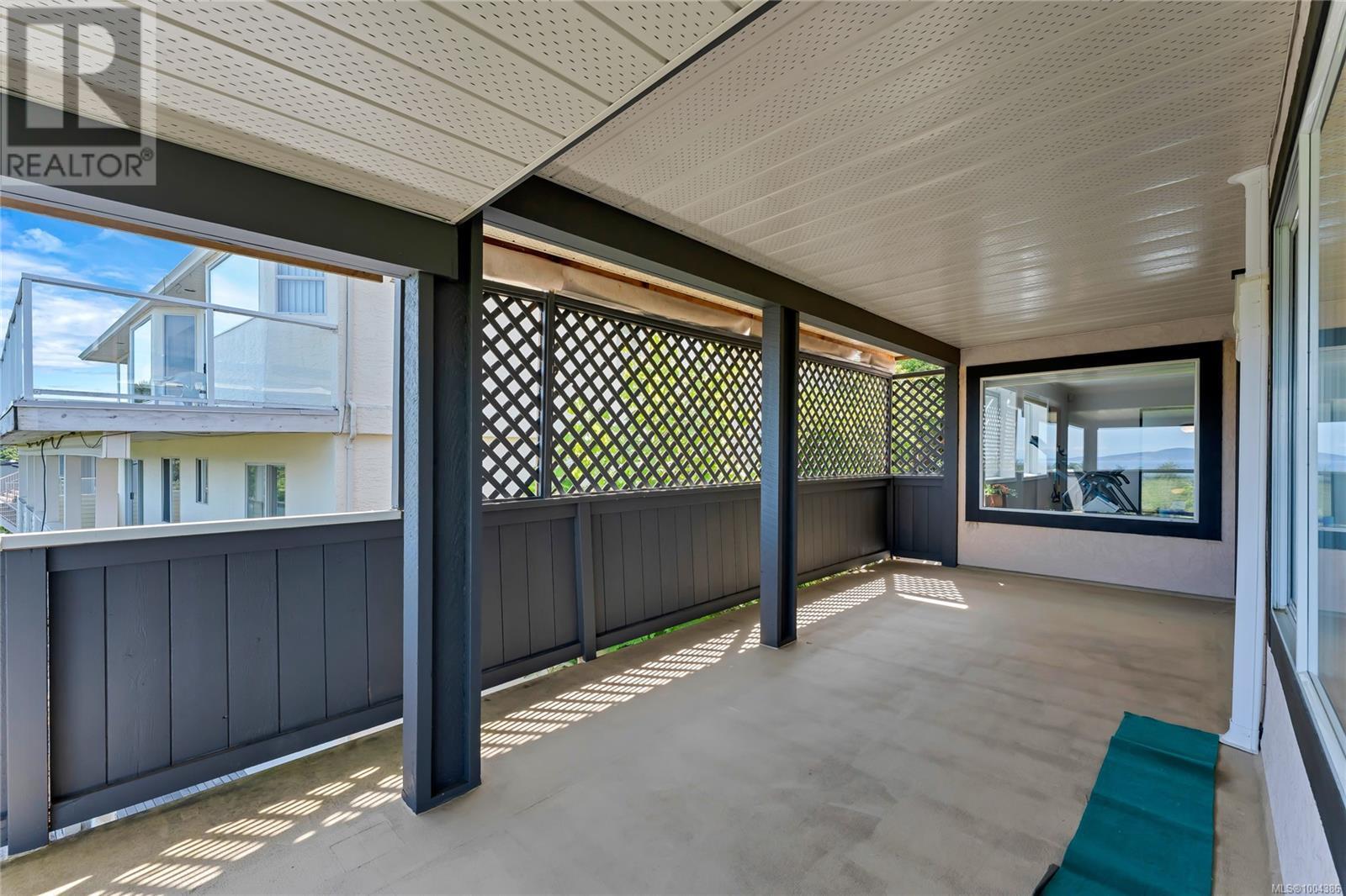 Photo 54 of 972 Seapearl Pl, Saanich BC