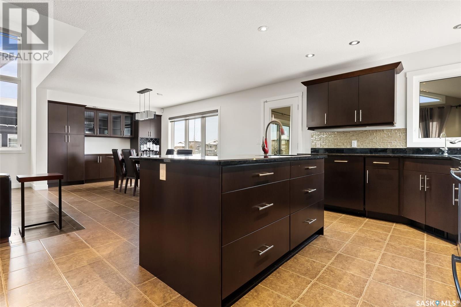 Photo 5 of 4128 Green Willow Terrace, Regina SK