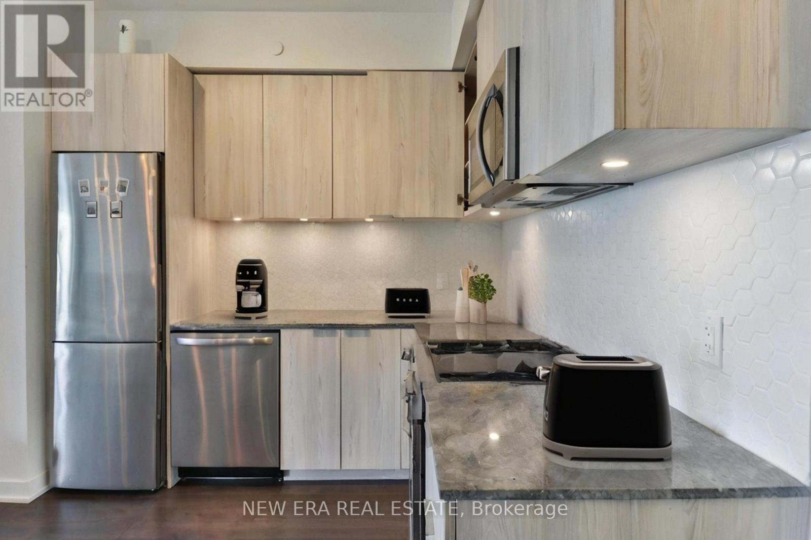 Photo 7 of 1112 30 Ordnance Street, Toronto ON