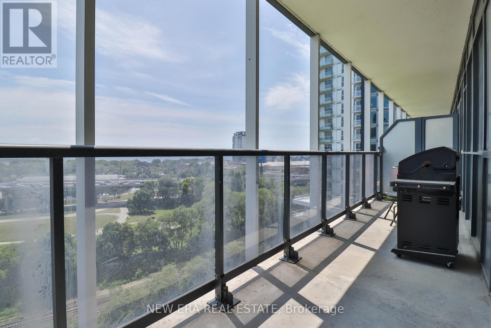 Photo 9 of 1112 30 Ordnance Street, Toronto ON