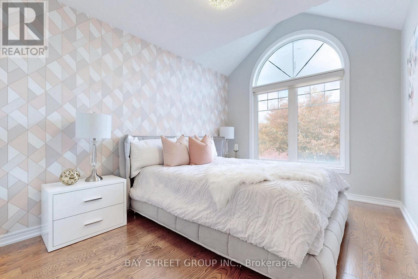 Single Family House for Sale in  ELIHOF DRIVE Vaughan (Patterson) 