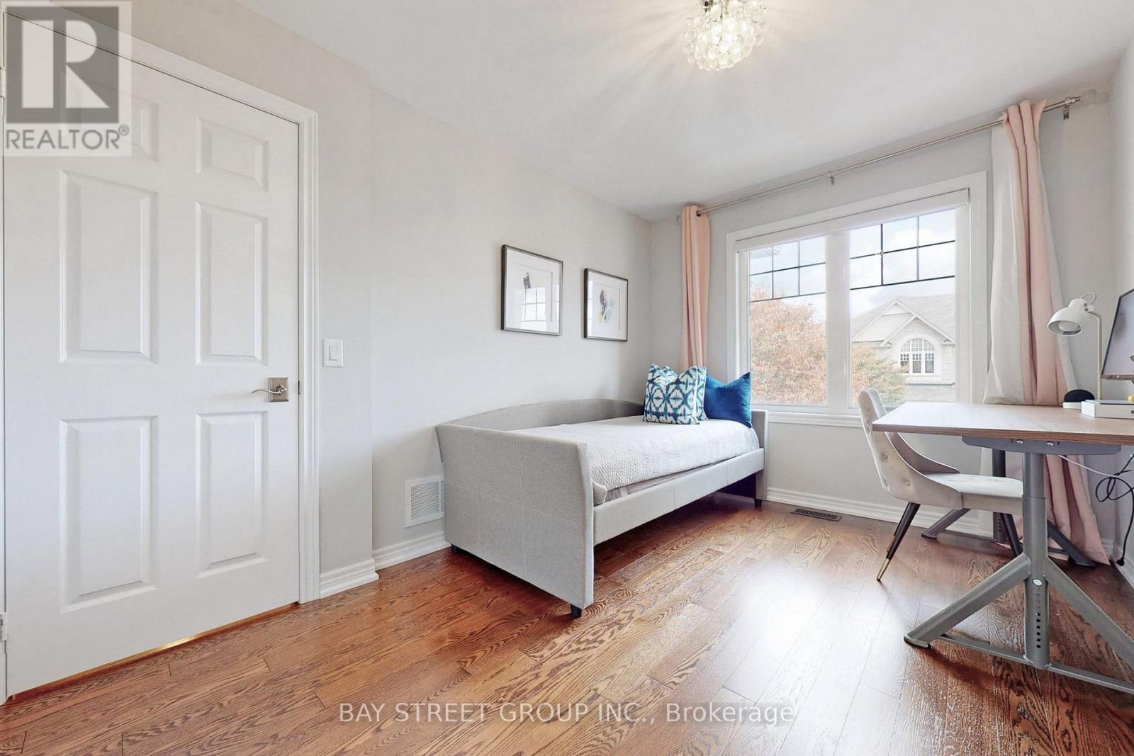 Single Family House for Sale in  ELIHOF DRIVE Vaughan (Patterson) 
