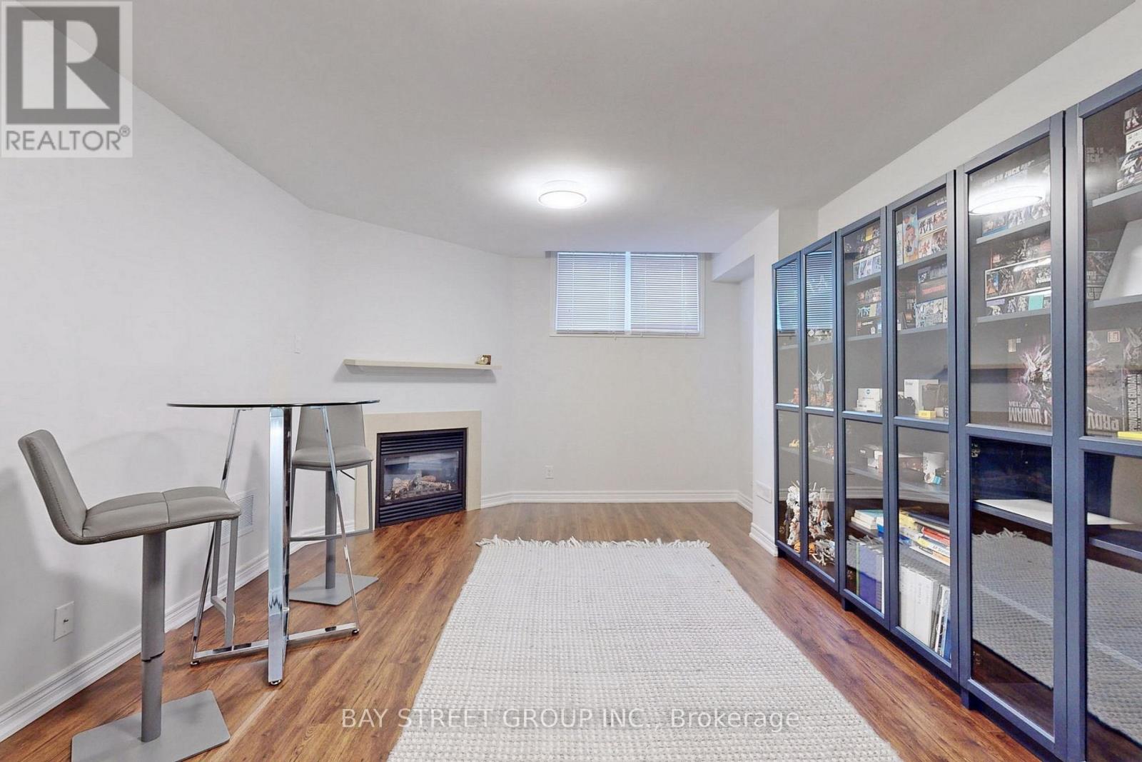 Single Family House for Sale in  ELIHOF DRIVE Vaughan (Patterson) 