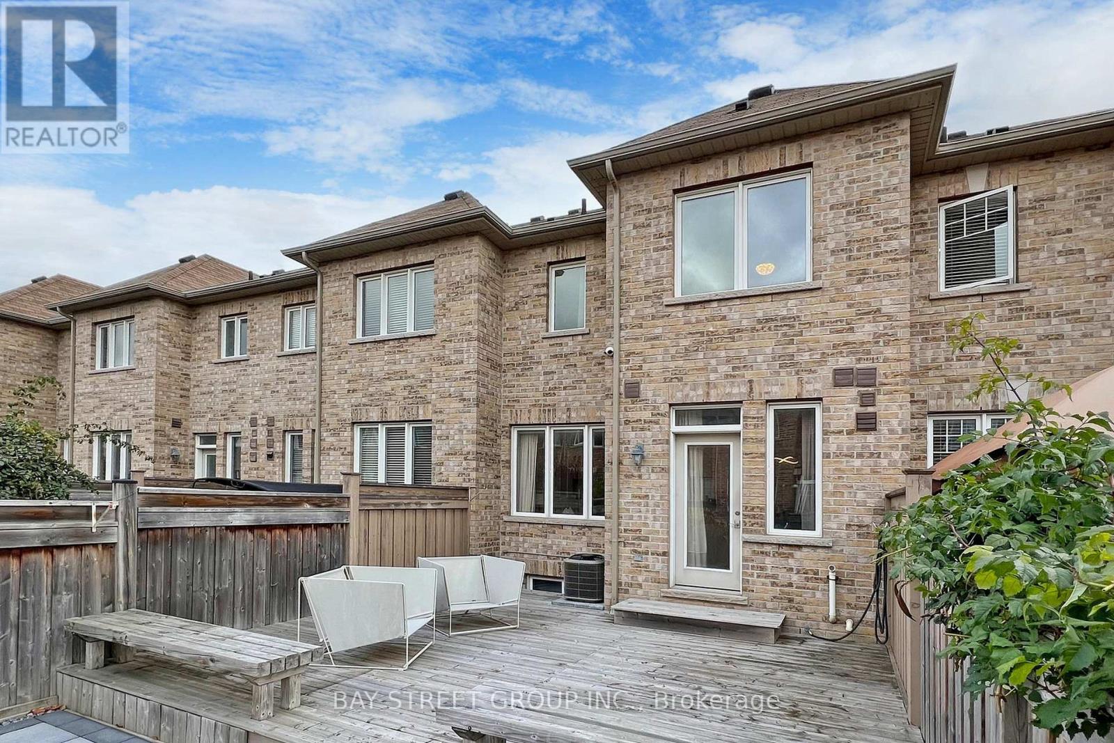 Single Family House for Sale in  ELIHOF DRIVE Vaughan (Patterson) 