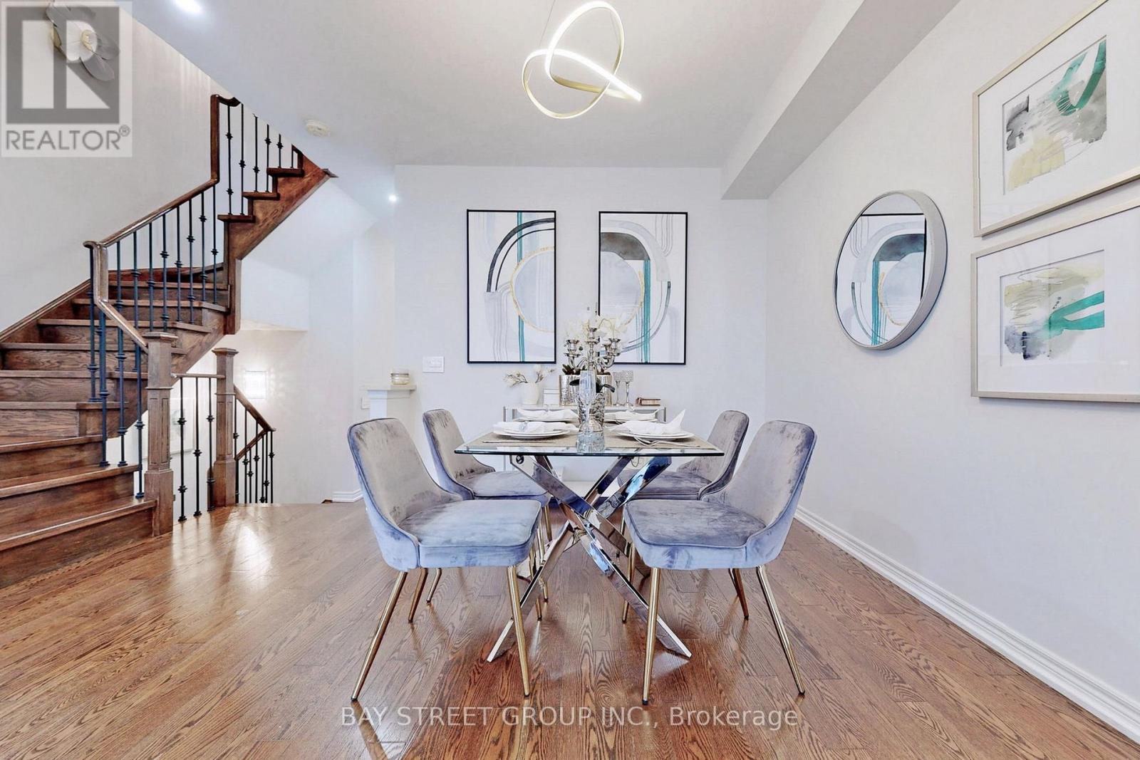 Single Family House for Sale in  ELIHOF DRIVE Vaughan (Patterson) 