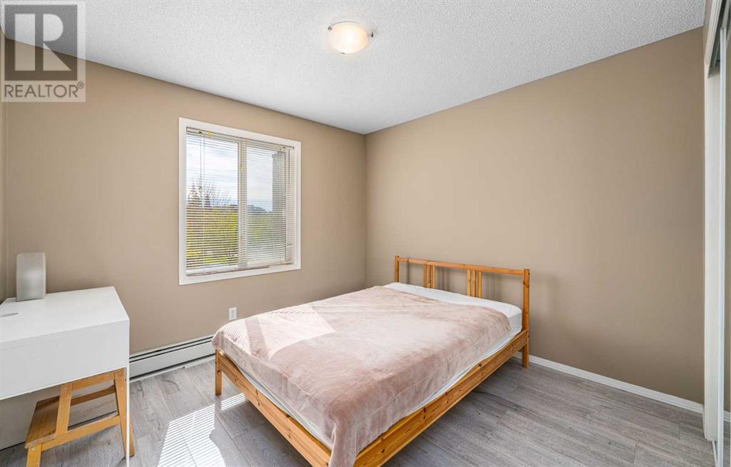 Single Family House for Sale in   Citadel Meadow Point NW Citadel Calgary 