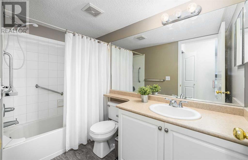 Single Family House for Sale in   Citadel Meadow Point NW Citadel Calgary 