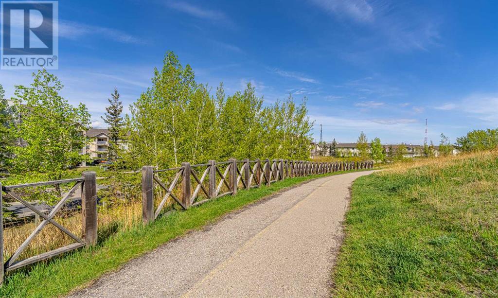 Single Family House for Sale in   Citadel Meadow Point NW Citadel Calgary 