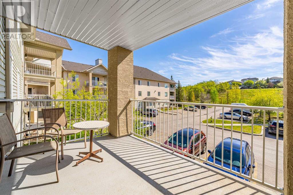 Single Family House for Sale in   Citadel Meadow Point NW Citadel Calgary 