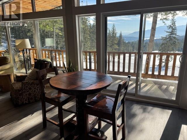 Photo 8 of 922 Mobley Road, Tappen BC