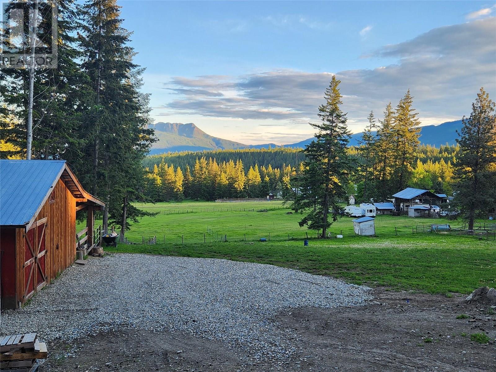 Photo 71 of 922 Mobley Road, Tappen BC