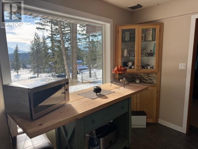 Photo 31 of 922 Mobley Road, Tappen BC