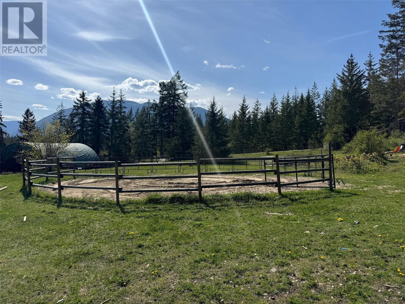 Photo 62 of 922 Mobley Road, Tappen BC