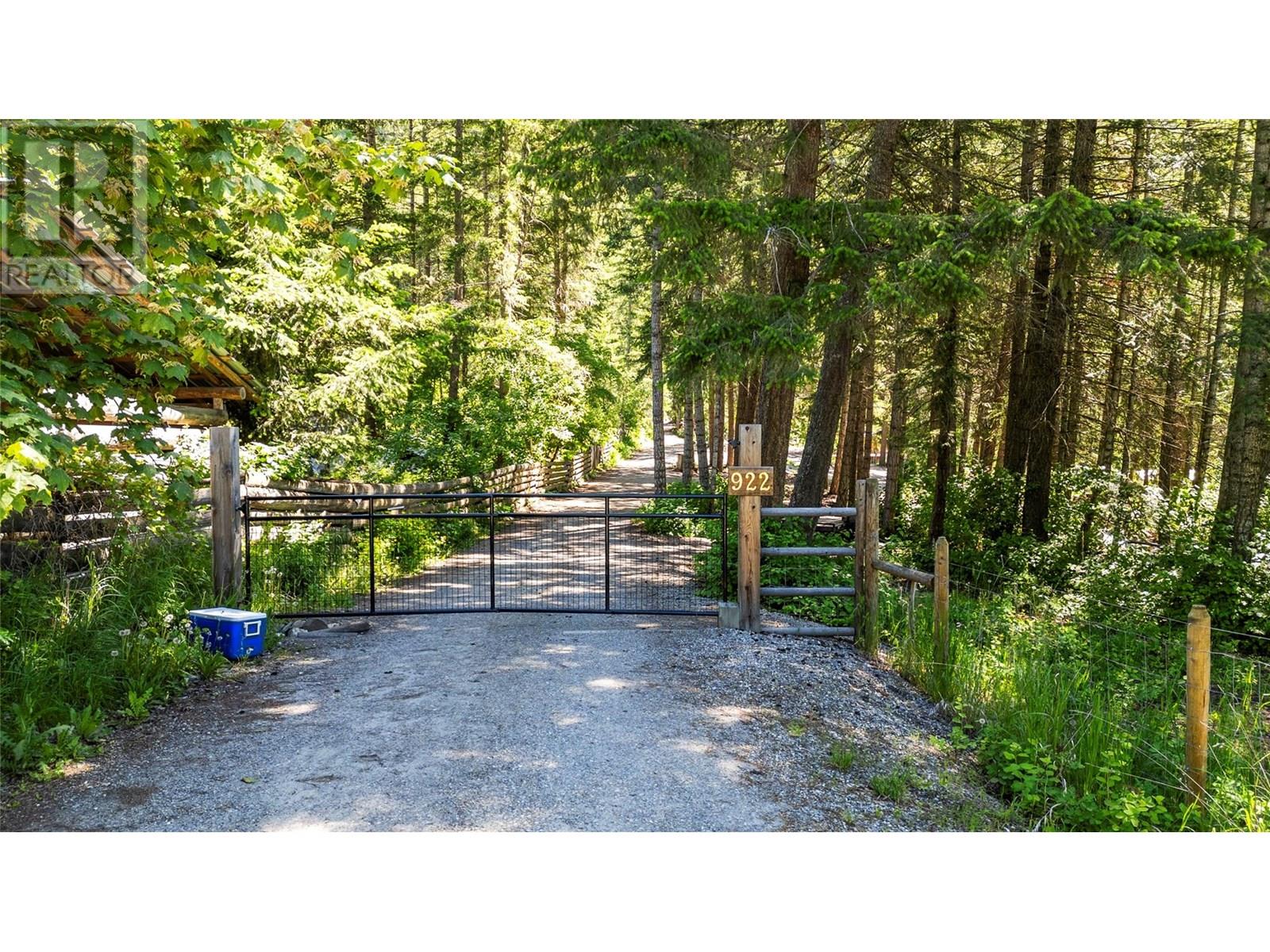 Photo 49 of 922 Mobley Road, Tappen BC