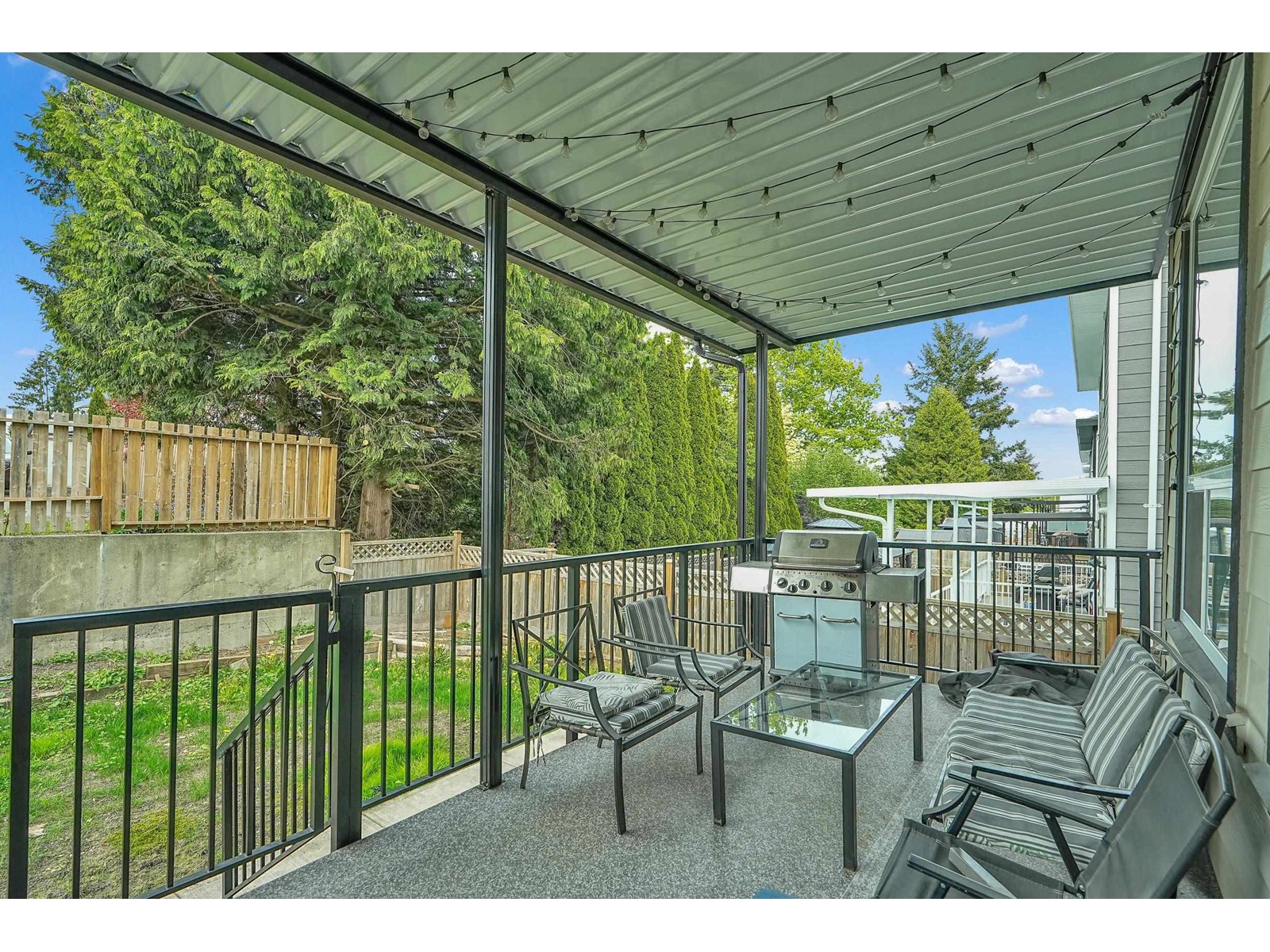 Photo 40 of 17217 59 Avenue, Surrey BC
